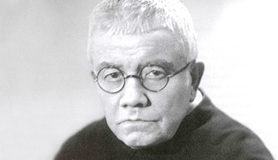 Czego uczy nas pierwsze przykazanie?