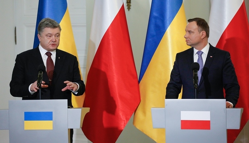 Polska wspomina rzeź wołyńską, a prezydent Ukrainy oczekuje zmian w ustawie o IPN