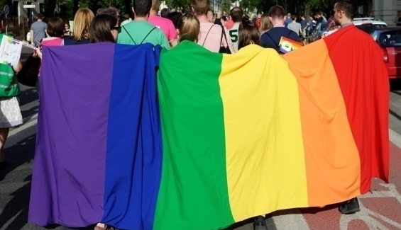 Homopogarda dla symboli narodowych. Wstrząsający marsz w Poznaniu