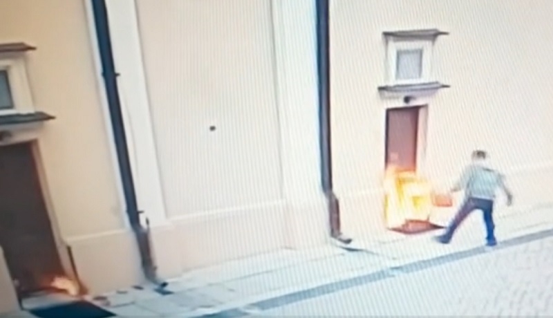 „Efekt Kleru”? Podpalony kościół, słowna napaść na duchownego