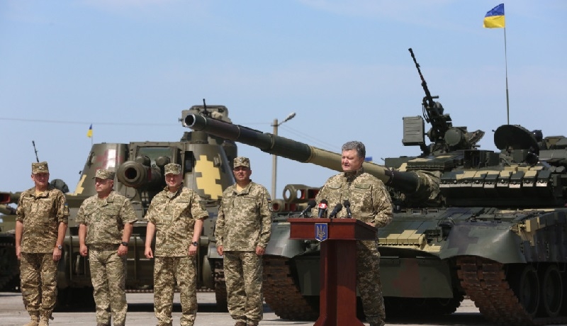 Stan wojenny na Ukrainie! Petro Poroszenko chce obronić rodaków przed Rosją