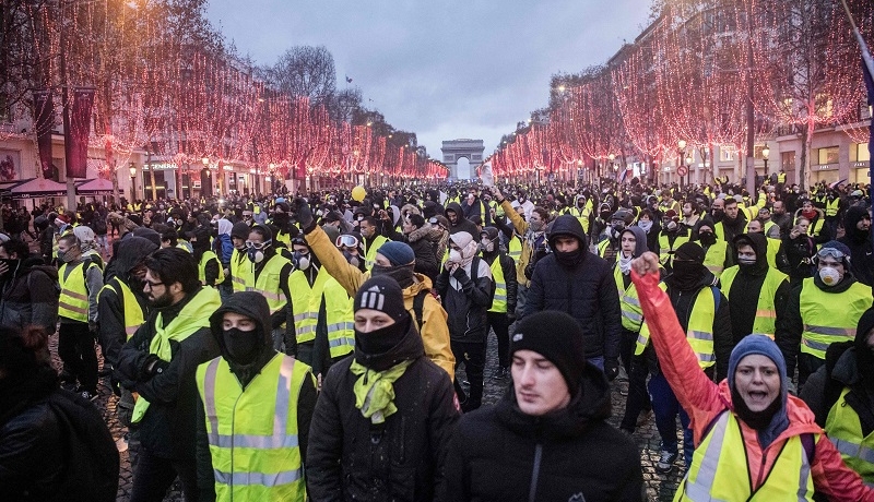  Paryż, Bruksela,… Warszawa? Nadchodzą polskie „żółte kamizelki” 